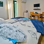公寓式酒店 Softic Hvar
