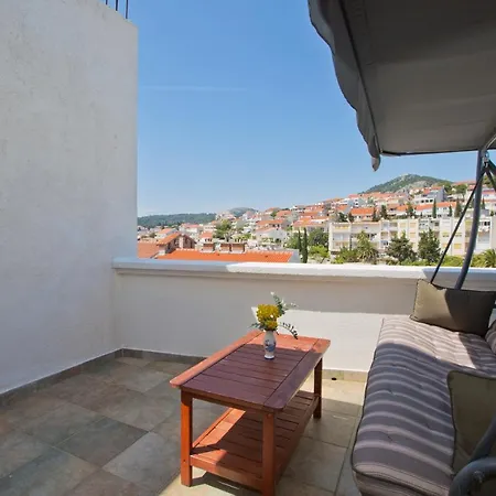Apart-hotel Softic Hvar 4*